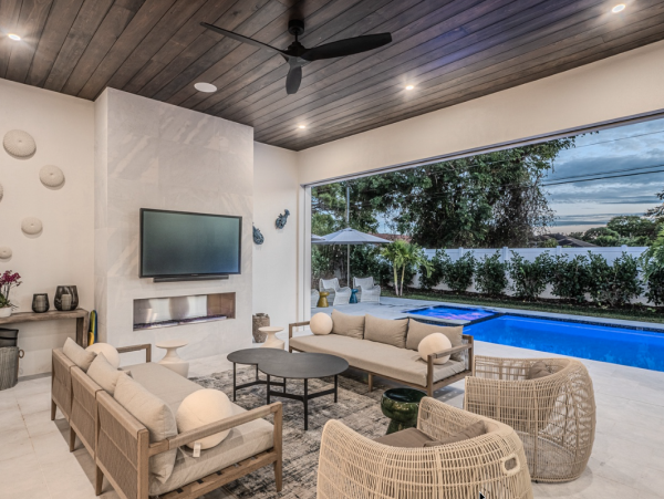 Luxurious Naples Getaway - Custom Design Home with Pool & Spa